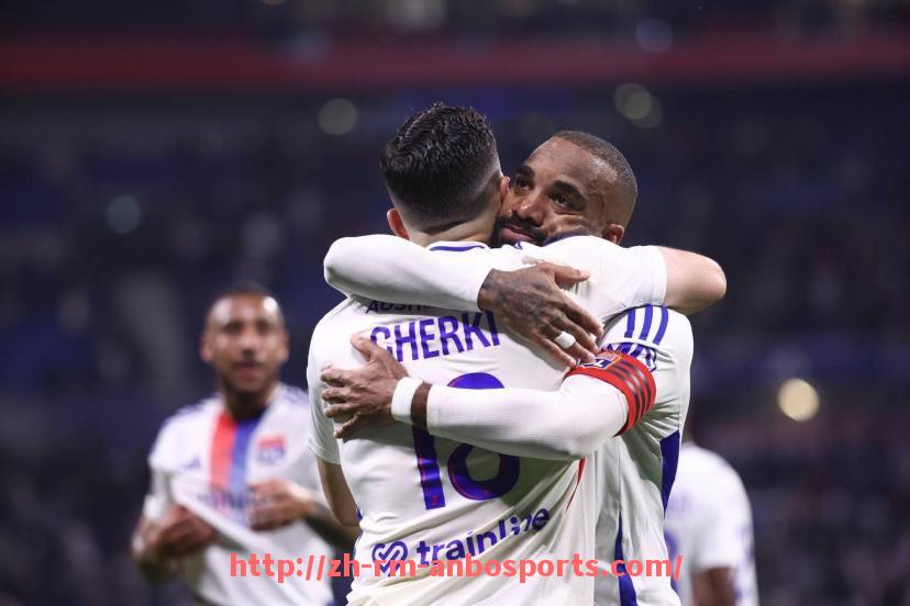 安博体育官网-英超球员的身体素质与肌肉训练现状